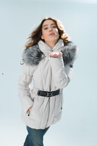Bunda s kožešinou - model 732 Bunda s kožešinou - model 732